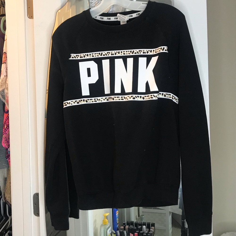 VS Pink sweatshirt
